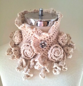 Rose Onie Collar Scarf