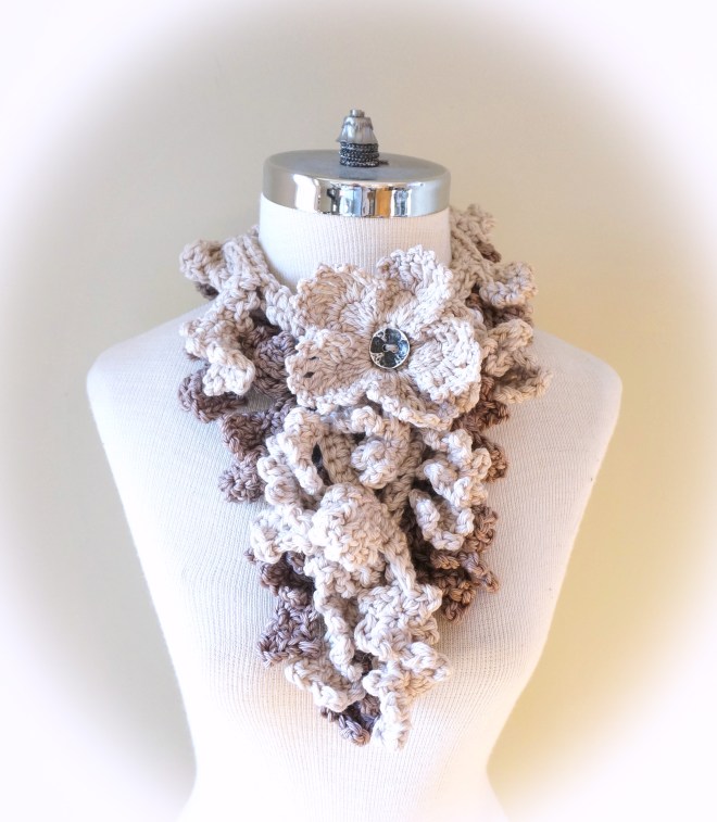 floral frieze vines scarf gothic ivory beige med vin