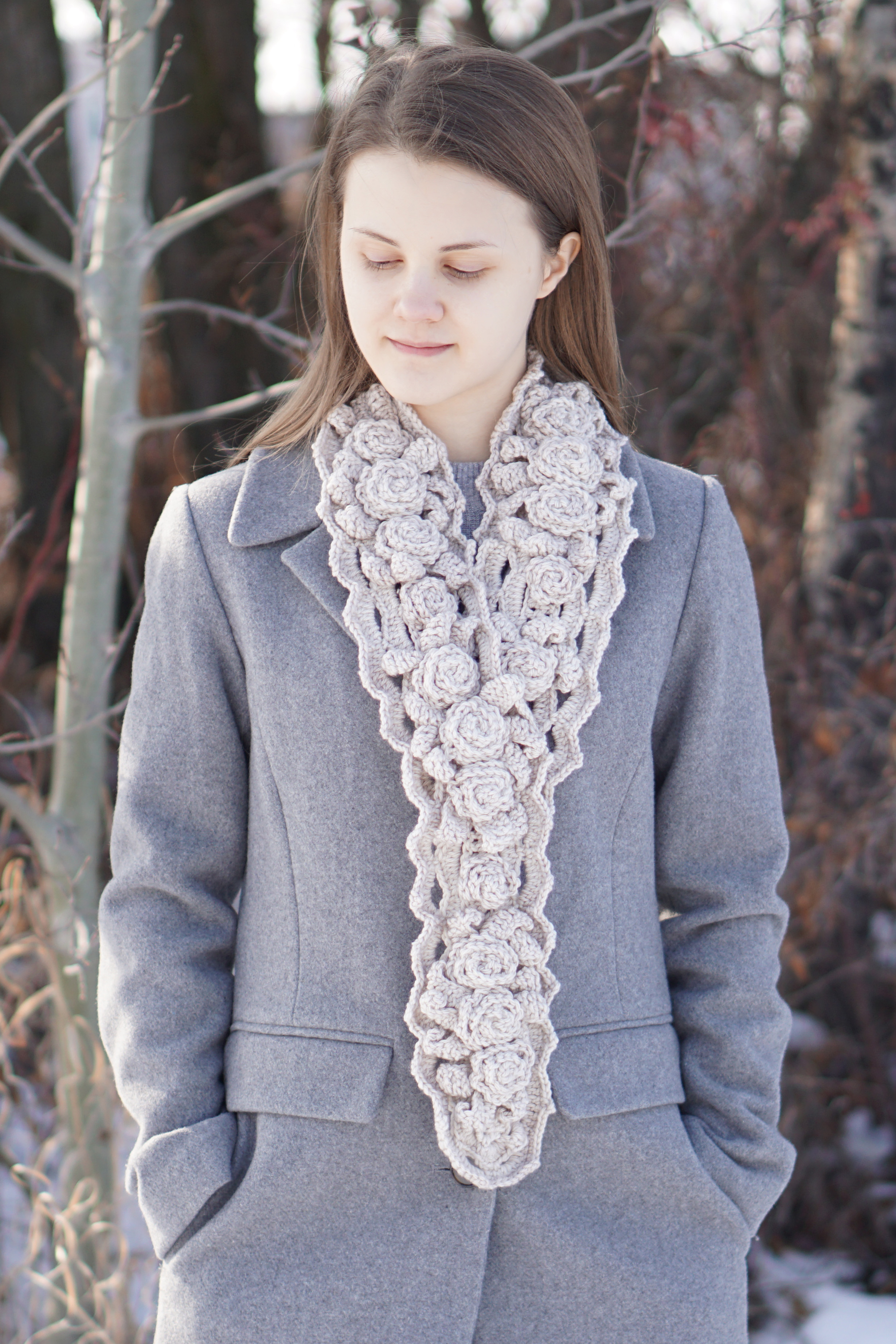 elegant-rose-xl-scarf-ivory